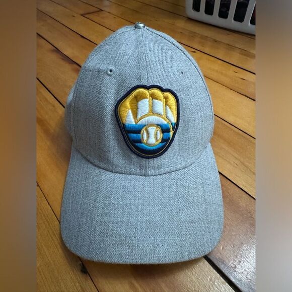 New Era Other - Milwaukee Brewer New Era Milwaukee Flag Fitted Hat Medium/ Large